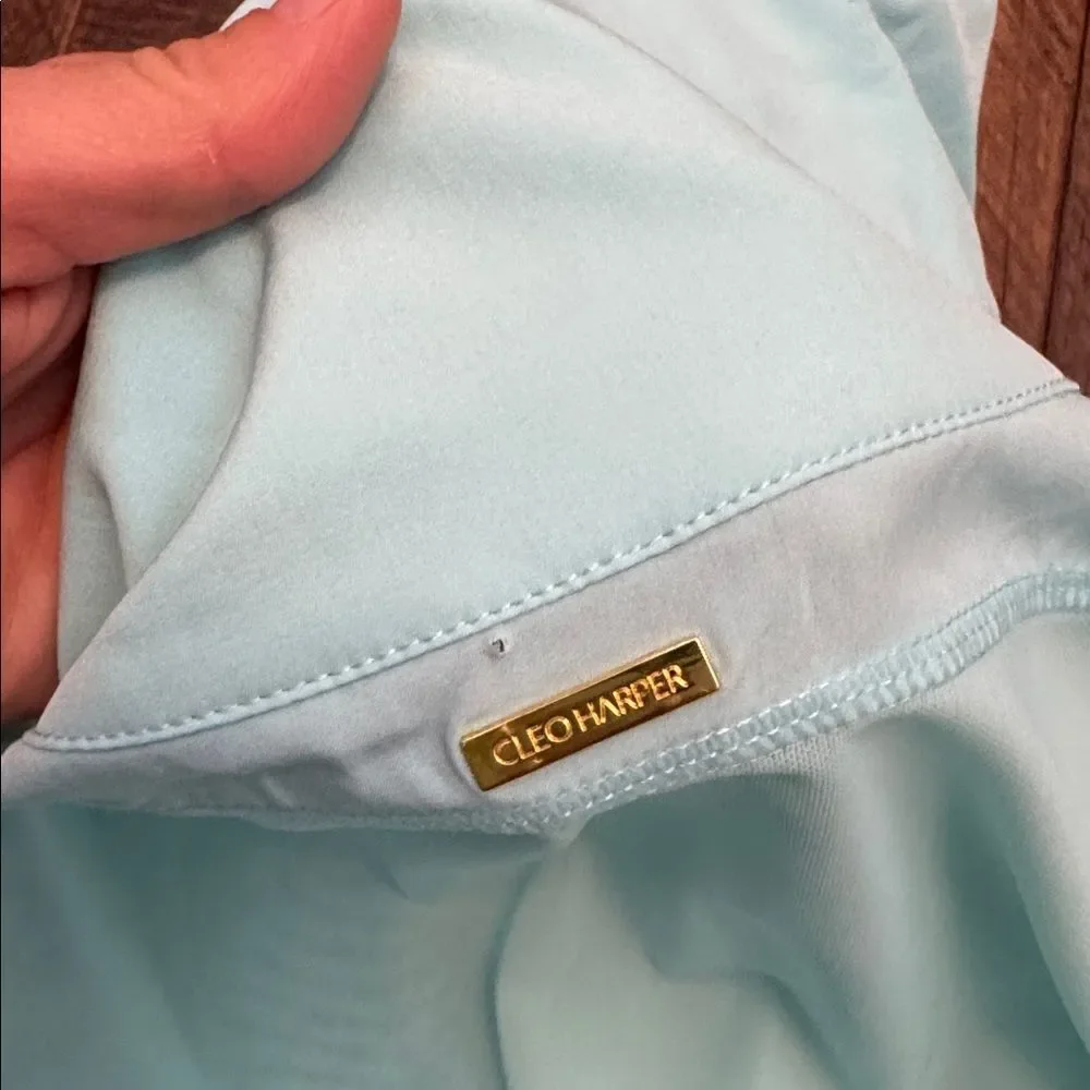 Cleo Harper The Strategy Lightweight 1/4 Zip Jacket in Light Blue Small - Picture 6 of 6